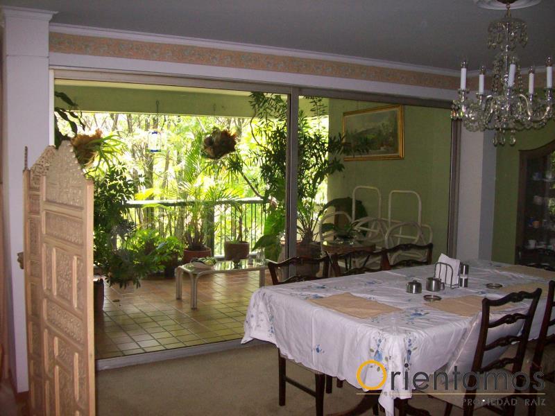 Apartamento disponible para la venta en Medellín el codigo es 14230 foto numero 2