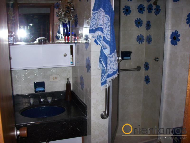 Apartamento disponible para la venta en Medellín el codigo es 14230 foto numero 4