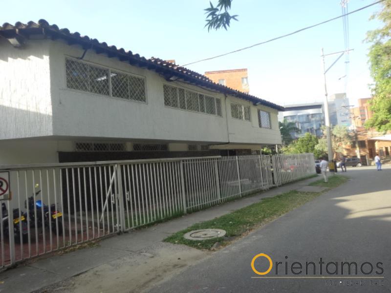 Casa para el arriendo en Medellin - Laureles el codigo es 14936 foto numero 2