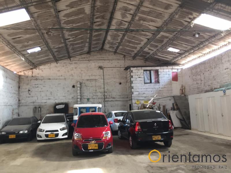 Bodega para la venta en Itagüí - San Gabriel el codigo es 15035 foto numero 2