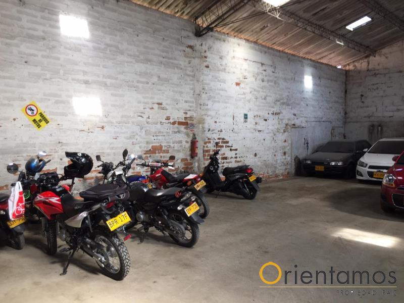 Bodega para la venta en Itagüí - San Gabriel el codigo es 15035 foto numero 4