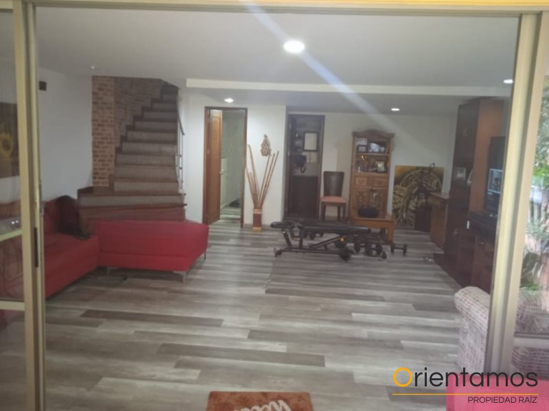 Casa para la venta en Envigado - Envigado el codigo es 20471 foto numero 13