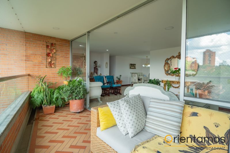 Apartamento disponible para la venta en Envigado el codigo es 20027 foto numero 5