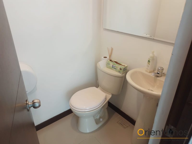 Oficina disponible para la venta en Medellín el codigo es 18537 foto numero 22