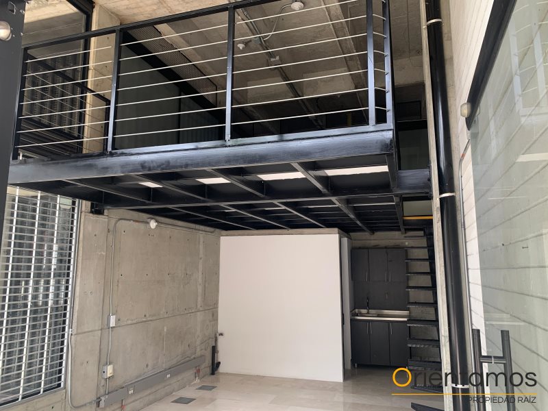 Local para el arriendo en Medellín - Belen el codigo es 17505 foto numero 2