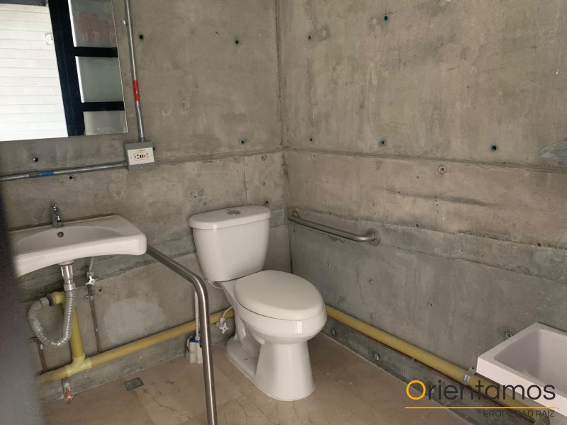 Local para el arriendo en Medellín - Belen el codigo es 17505 foto numero 11