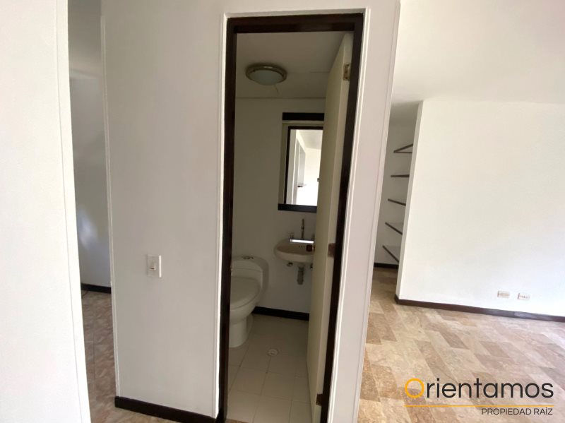Apartamento disponible para el arriendo en Medellín el codigo es 20432 foto numero 15