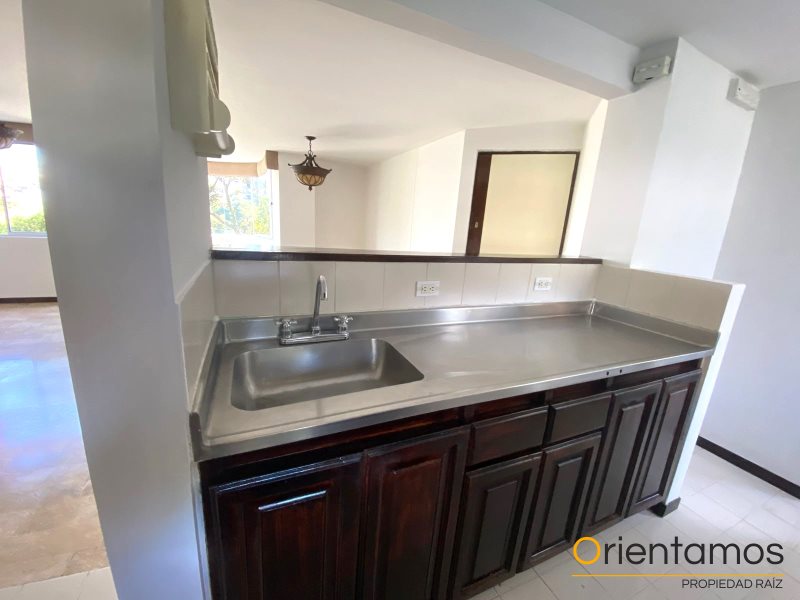 Apartamento disponible para el arriendo en Medellín el codigo es 20432 foto numero 19