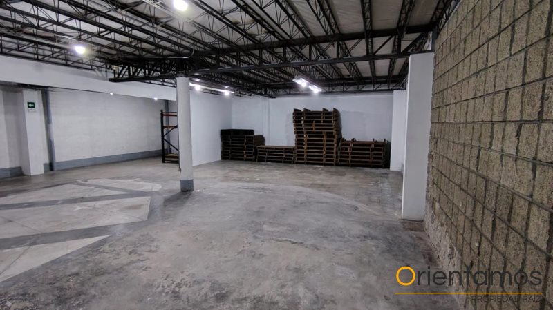 Bodega disponible para el arriendo en Medellín el codigo es 20407 foto numero 6