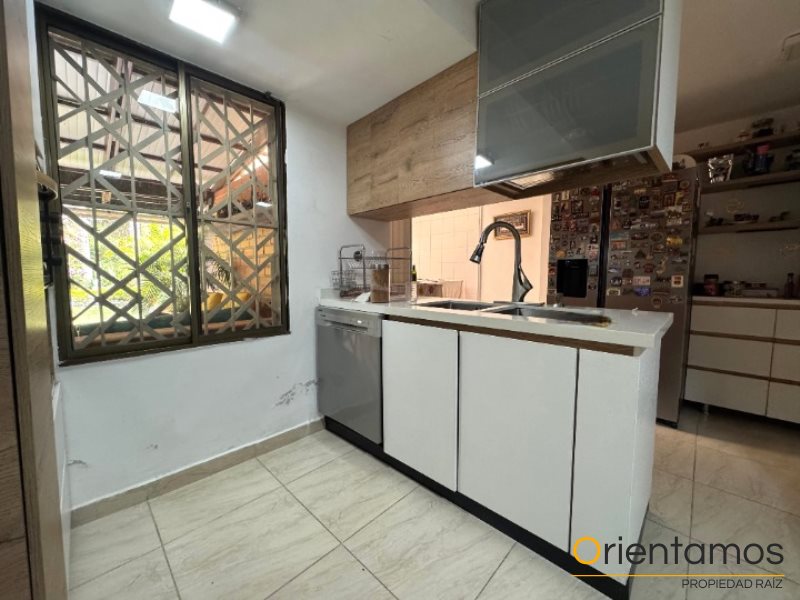 Casa disponible para el arriendo en Medellín el codigo es 20408 foto numero 3