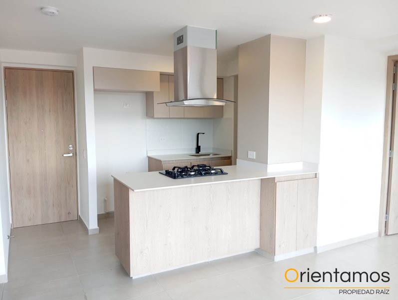 Apartamento disponible para el arriendo en Rionegro el codigo es 20512 foto numero 2