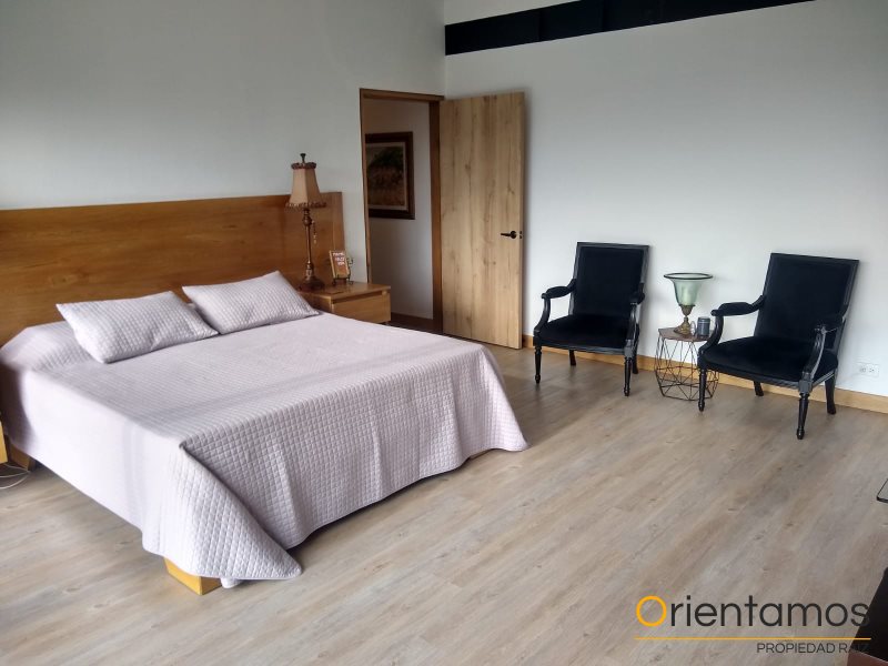 Casa disponible para la venta en Envigado el codigo es 18726 foto numero 12