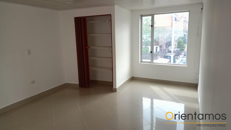 Oficina para el arriendo en Medellín - La 80 el codigo es 16584 foto numero 8