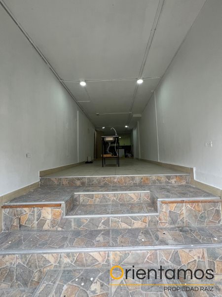 Local disponible para el arriendo en Envigado el codigo es 20194 foto numero 2