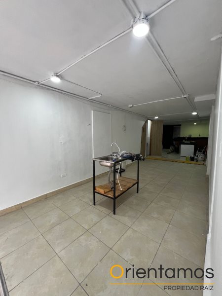 Local disponible para el arriendo en Envigado el codigo es 20194 foto numero 3