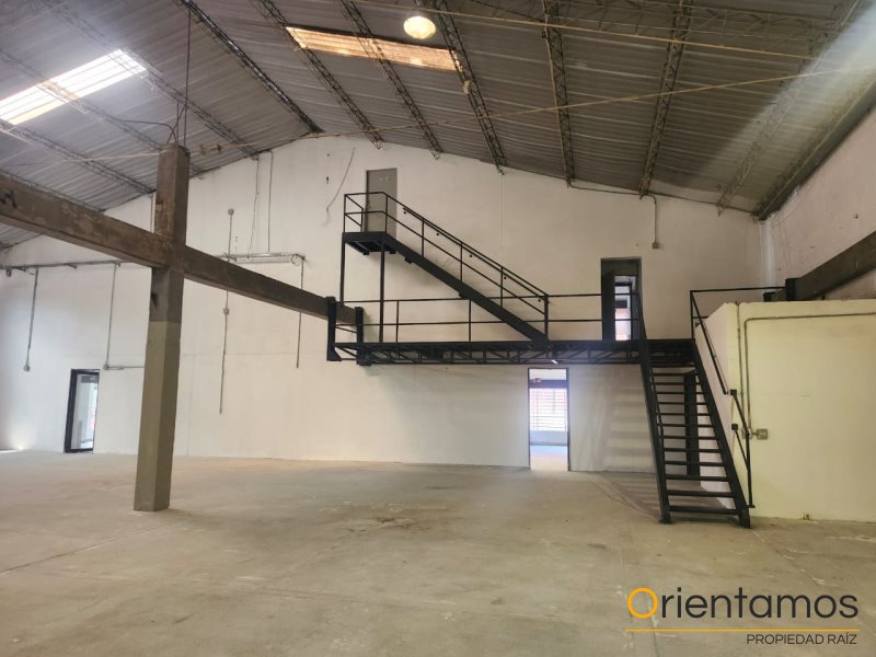 Bodega disponible para el arriendo en Medellín el codigo es 11333 foto numero 8