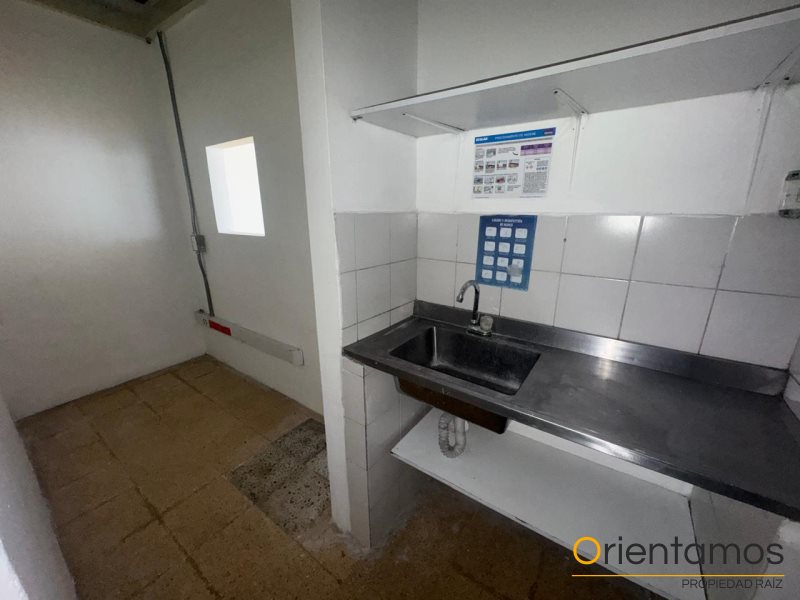 Local disponible para el arriendo en Envigado el codigo es 12055 foto numero 13