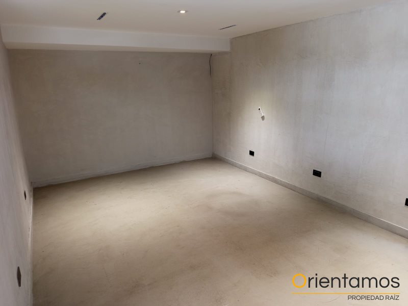 Oficina disponible para el arriendo en Medellín el codigo es 19349 foto numero 3