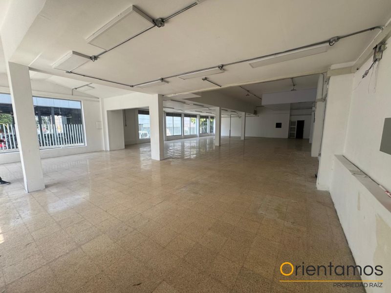 Local disponible para el arriendo en Envigado el codigo es 12055 foto numero 2