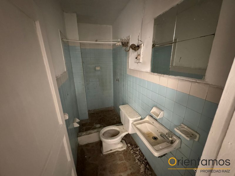 Casa-local disponible para el arriendo en Medellín el codigo es 19562 foto numero 15