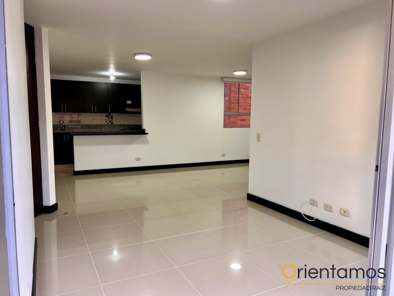 Apartamento disponible para el arriendo en Envigado el codigo es 20281 foto numero 4