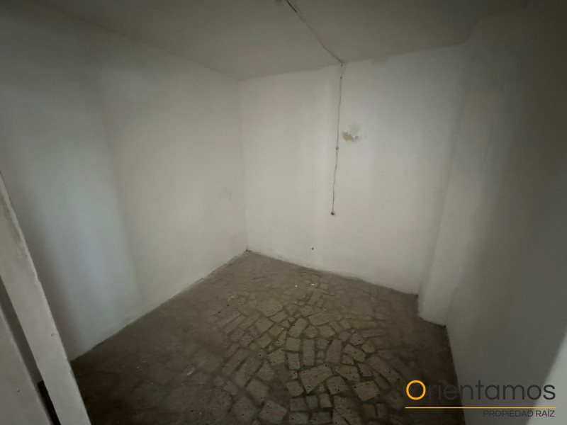 Casa-local disponible para el arriendo en Medellín el codigo es 19562 foto numero 12