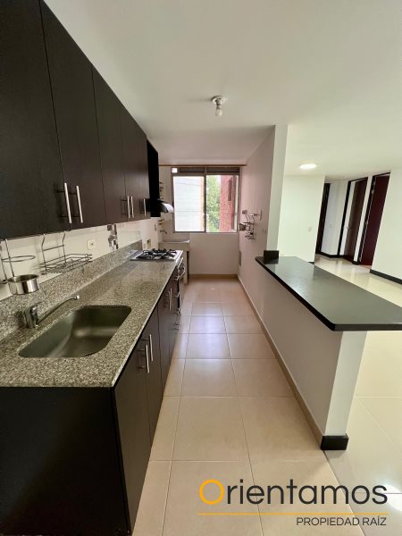 Apartamento disponible para el arriendo en Envigado el codigo es 20281 foto numero 5