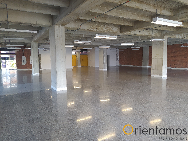 Local disponible para el arriendo en Medellín el codigo es 16948 foto numero 6
