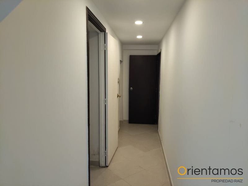 Casa-local disponible para el arriendo en Medellín el codigo es 20616 foto numero 11