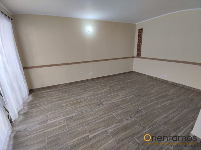 Casa para el arriendo en Envigado - Alcala el codigo es 19893 foto numero 11