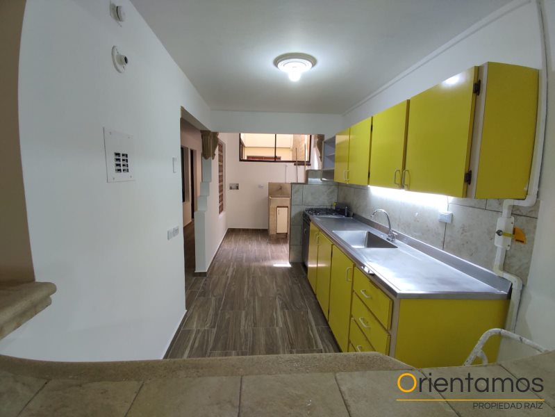 Casa para el arriendo en Envigado - Alcala el codigo es 19893 foto numero 6