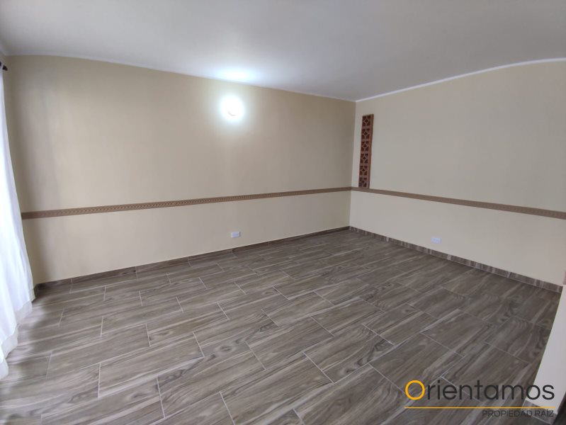 Casa para el arriendo en Envigado - Alcala el codigo es 19893 foto numero 12
