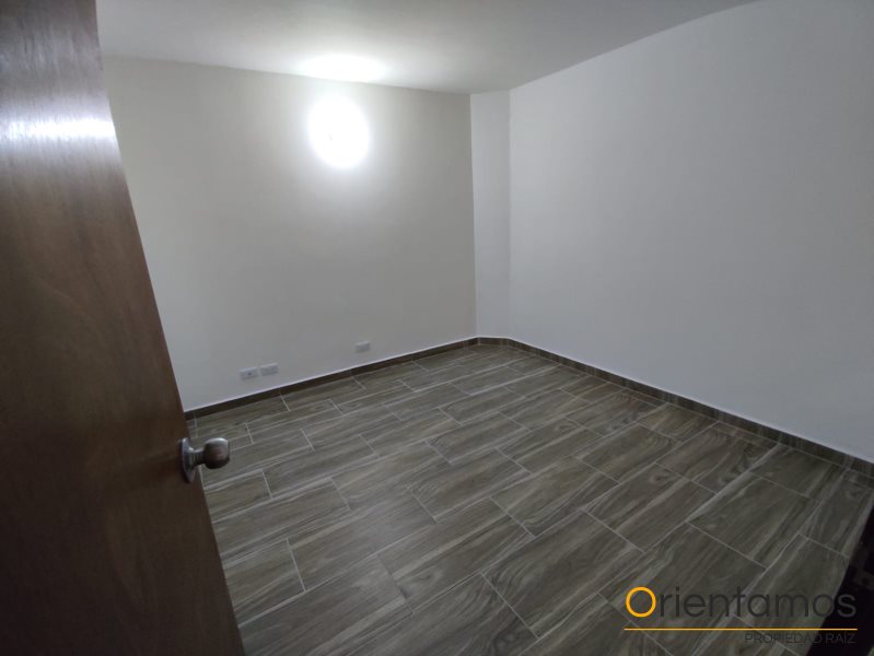 Casa para el arriendo en Envigado - Alcala el codigo es 19893 foto numero 14