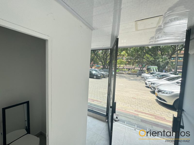 Oficina disponible para el arriendo en Medellín el codigo es 20554 foto numero 5