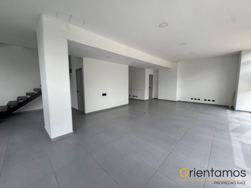 Local disponible para el arriendo en Envigado el codigo es 20318 foto numero 4