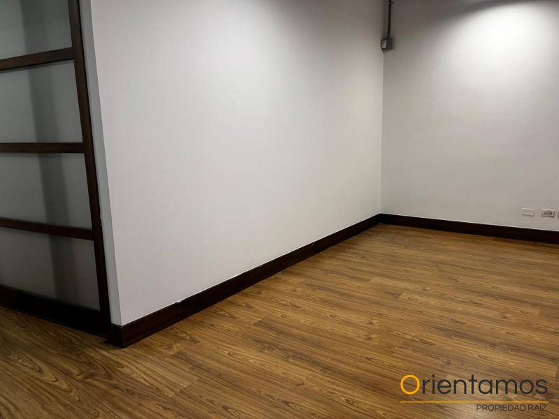 Oficina disponible para el arriendo en Medellín el codigo es 20532 foto numero 5