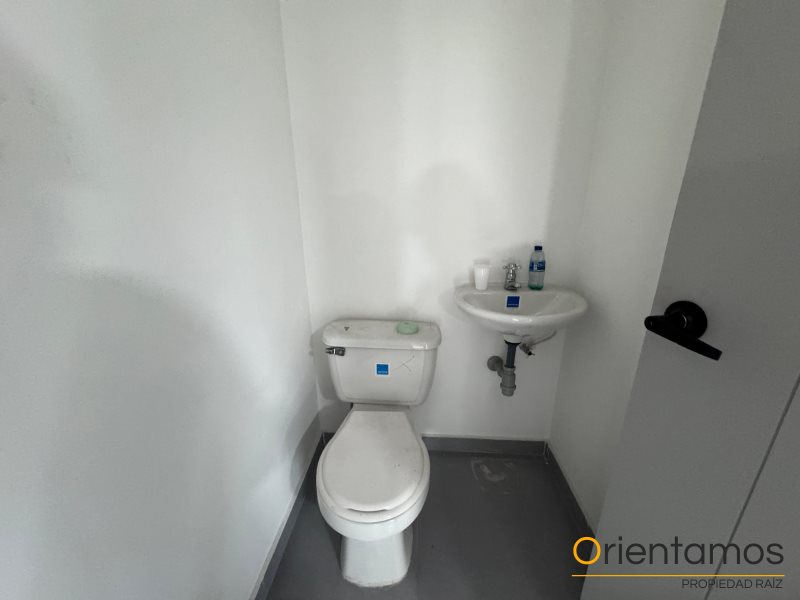 Local disponible para el arriendo en Envigado el codigo es 20318 foto numero 13