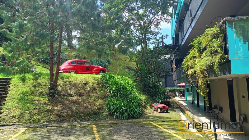 Oficina-Local disponible para el arriendo en Medellín el codigo es 19702 foto numero 6