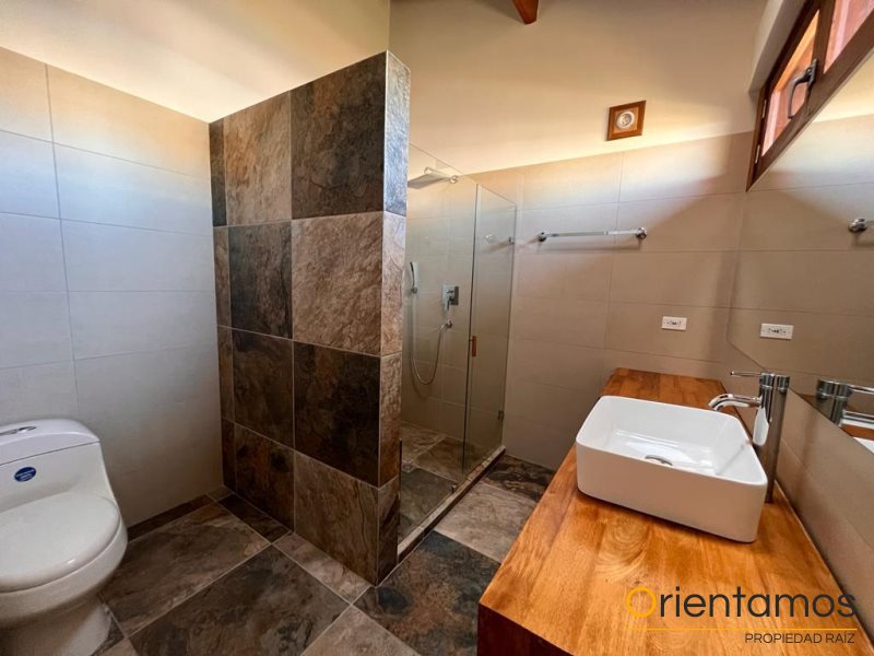 Casa disponible para el arriendo en Envigado el codigo es 19031 foto numero 19