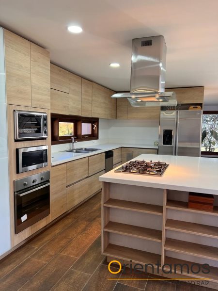 Casa disponible para el arriendo en Envigado el codigo es 19031 foto numero 6