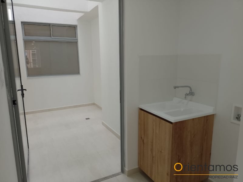 Apartamento disponible para el arriendo en Envigado el codigo es 19179 foto numero 10