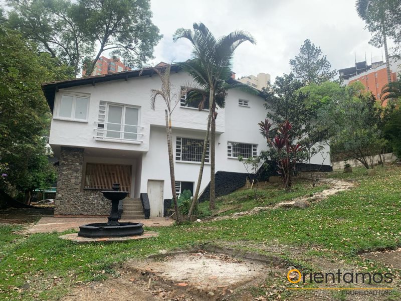 Casa disponible para el arriendo en Medellín el codigo es 18969 foto numero 2