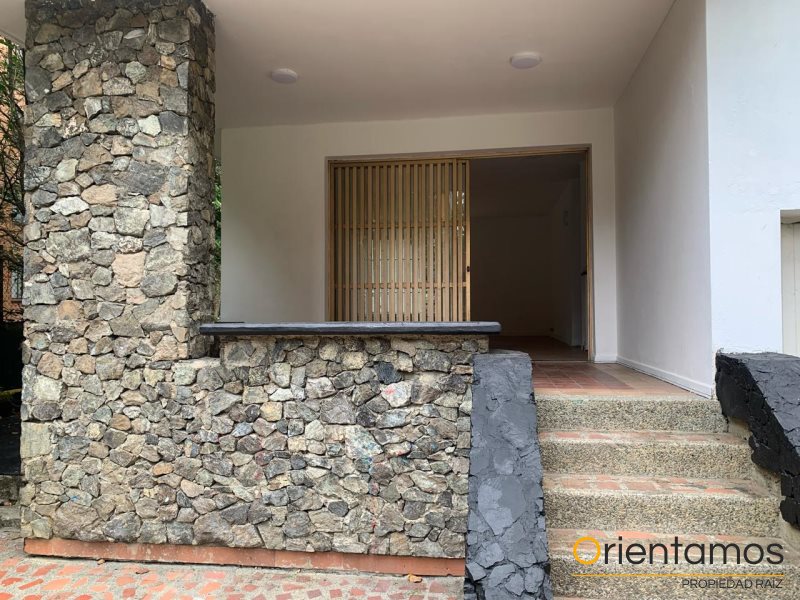 Casa disponible para el arriendo en Medellín el codigo es 18969 foto numero 4