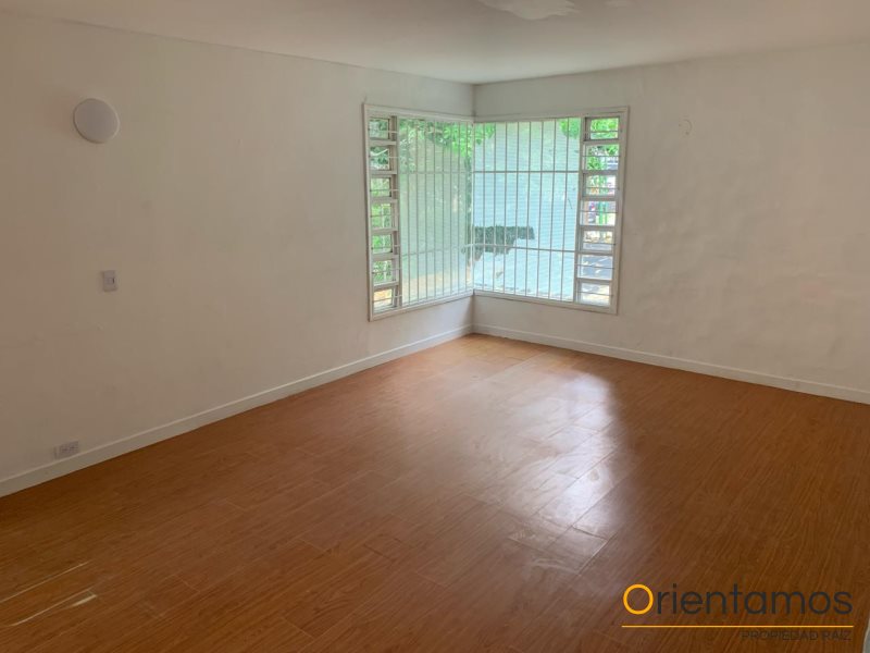 Casa disponible para el arriendo en Medellín el codigo es 18969 foto numero 7
