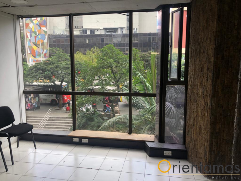 Local para el arriendo en Medellín - Centro el codigo es 17233 foto numero 9