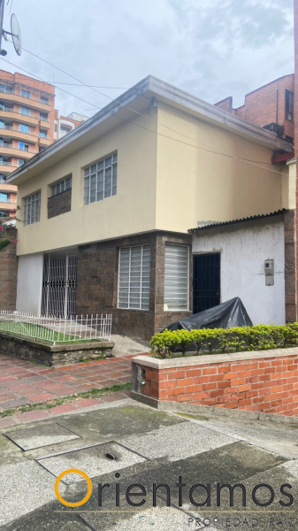 Casa-local disponible para el arriendo en Medellin el codigo es 17467 foto numero 2