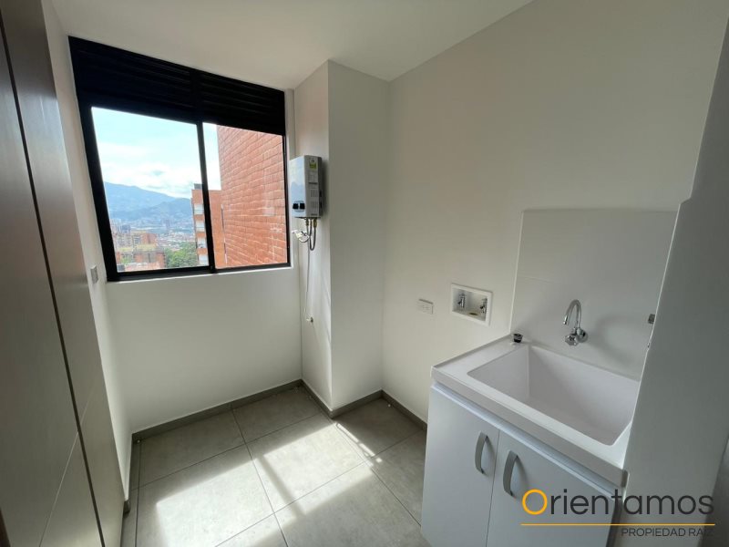 Apartamento disponible para el arriendo en Envigado el codigo es 19117 foto numero 7