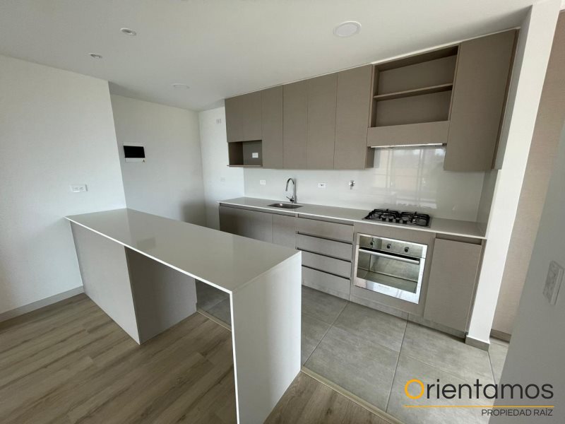 Apartamento disponible para el arriendo en Envigado el codigo es 19117 foto numero 5