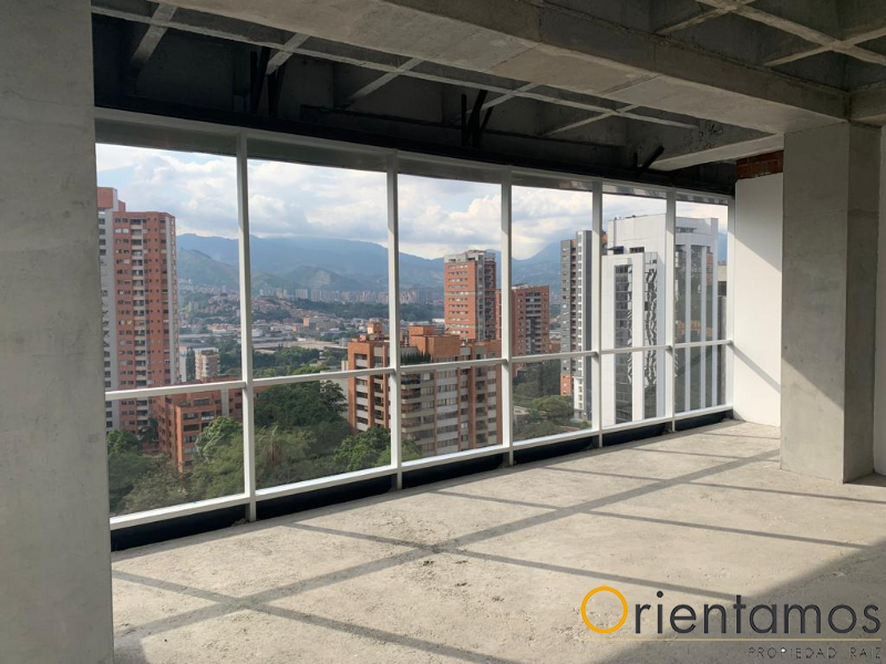 Oficina disponible para la venta en Medellín el codigo es 17455 foto numero 4