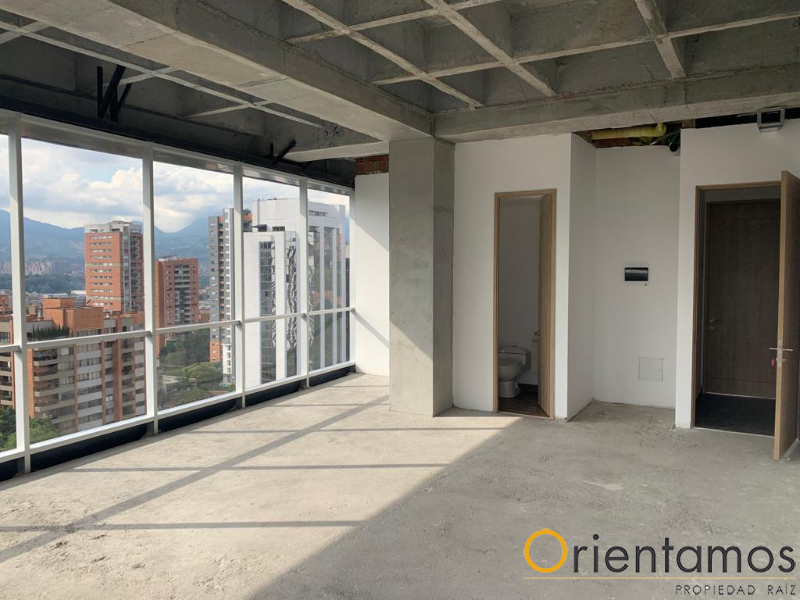 Oficina disponible para la venta en Medellín el codigo es 17455 foto numero 5